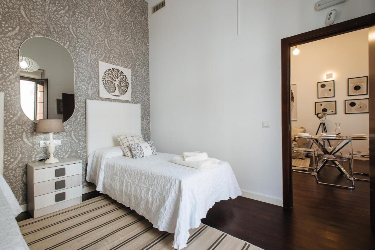 Apartamento Puerta Real - Free Parking إشبيلية المظهر الخارجي الصورة